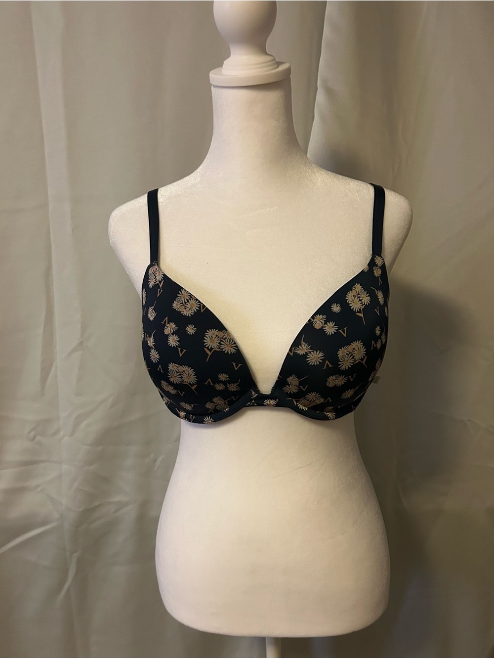 Victoria's Secret Push Up Bra